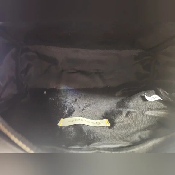 Travel Cosmetics Bag - Picture 6 of 8